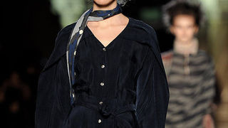 Vivienne Westwood Red Label, Jesen 2010.  (www.coutorture.com)