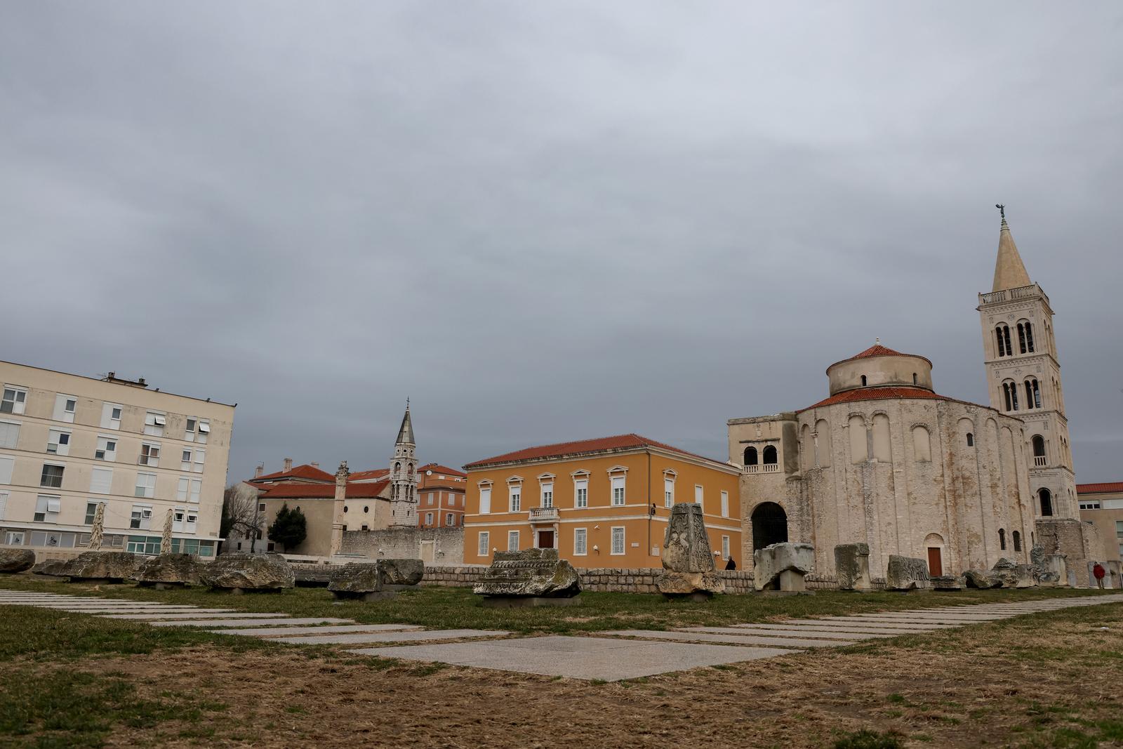Oblačna nedjelja u Zadru