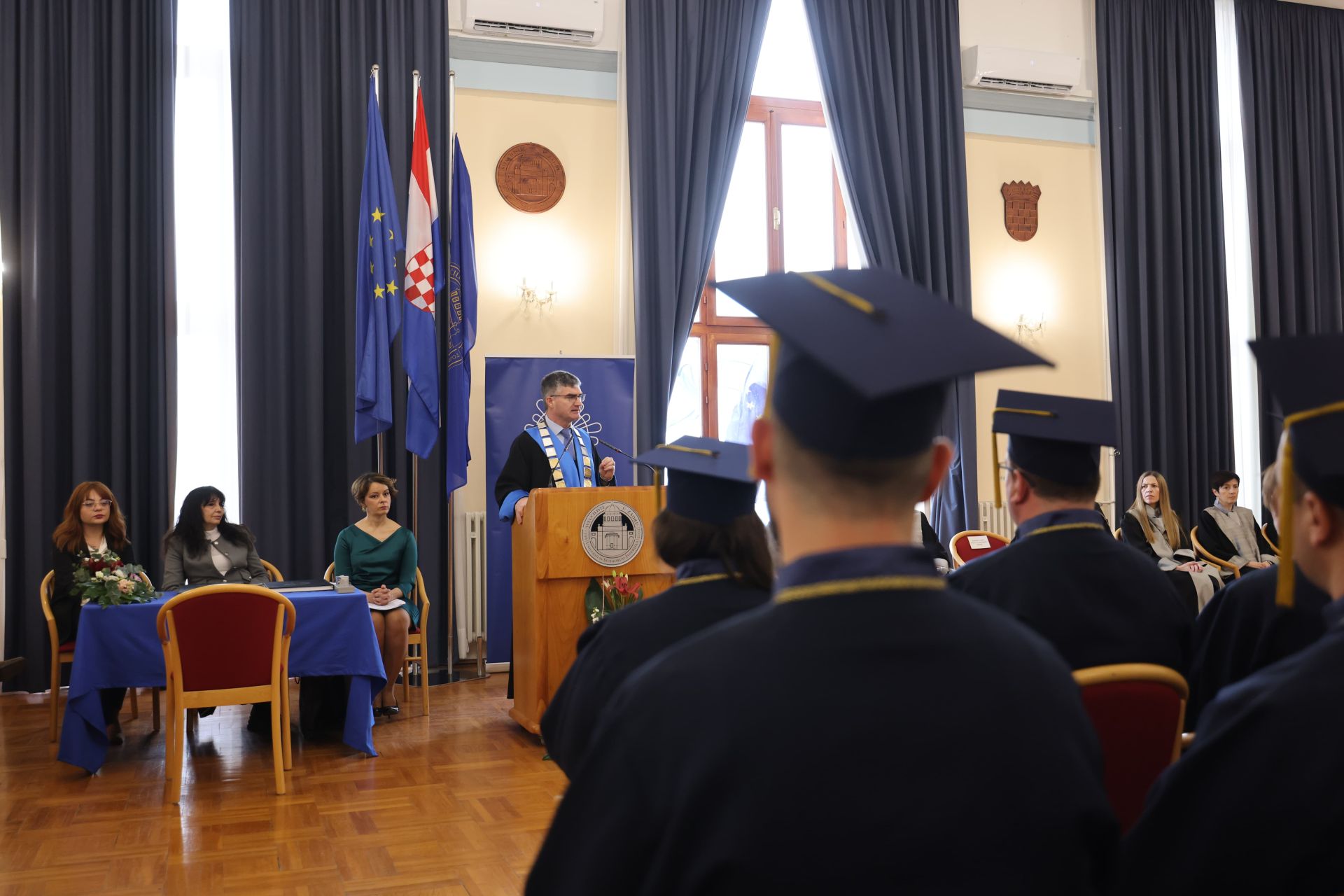 Svečana promocija specijalista i doktora znanosti na Sveučilištu u Zadru Svečana promocija specijalista i doktora znanosti na Sveučilištu u Zadru