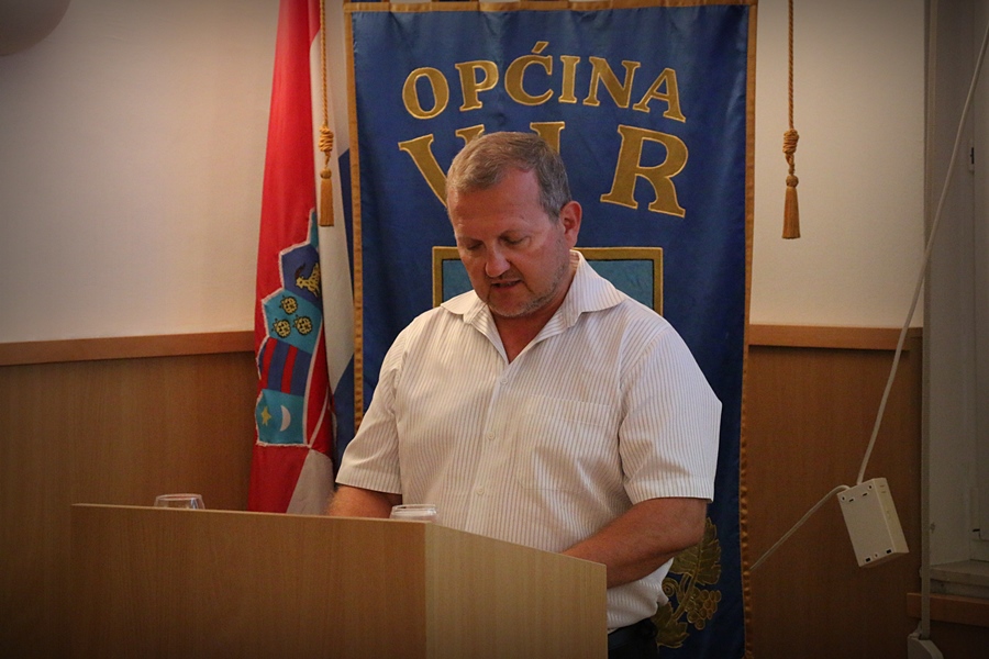 Dan Općine Vir proslavljen uz spektakularni koncert Prljavog Kazališta i vatromet Dan Općine Vir proslavljen uz spektakularni koncert Prljavog Kazališta i vatromet