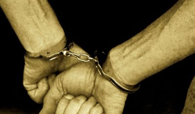 Lisice – uhićenje (Foto: Tportal.hr)