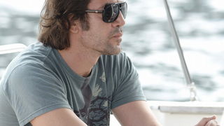 Prigradica, otok Korcula , 270911.
Glumac Javier Bardem snimljen prilikom ukrcaja u brod Majsan marke Beneteau Antares 10,80  koji ga je prebacio na svjetionik Plocica na snimanje filma “Venuto al mondo”.
Foto: Tom Dubravec /  CROPIX