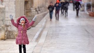 Prve snježne pahulje u Zadru