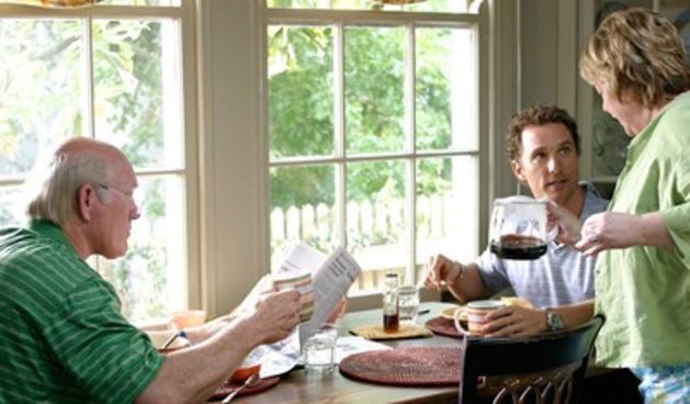 muškarac s roditeljima