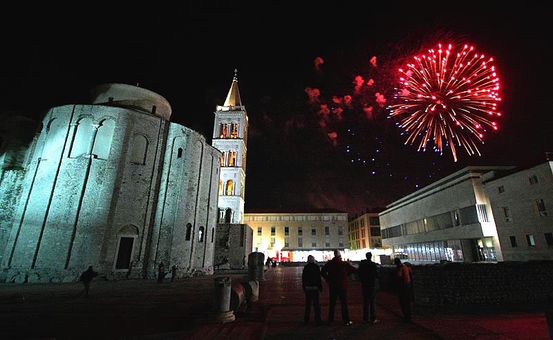 Novogodišnji vatromet u Zadru 2009. (foto: Marin Gospić)