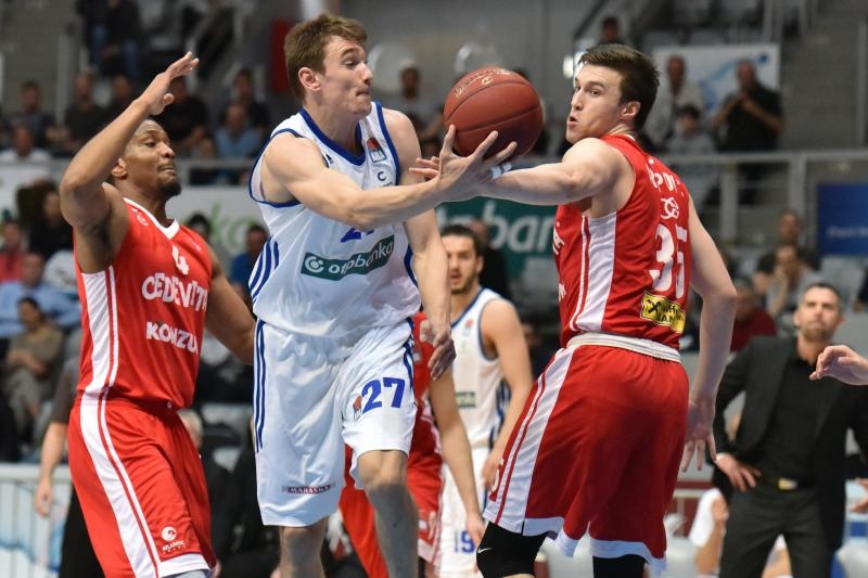 Dvorana Krešimir Ćosić: 5. kolo A-1 lige za prvaka: KK Zadar – KK Cedevita 57-67. Photo: Dino Stanin/PIXSELL