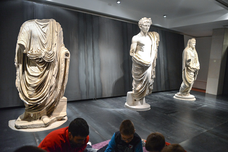 Arheološki muzej Zadar ilustracija. 11. Noć muzeja u Zadru, foto-Iva Perinčić Arheološki muzej Zadar ilustracija. 11. Noć muzeja u Zadru, foto-Iva Perinčić