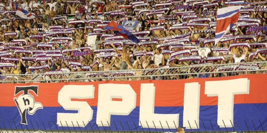 30.07.2015., stadion Poljud, Split – Prva utakmica treceg pretkola Europa lige, HNK Hajduk – Stromsgodset IF. Torcida. Photo: Ivo Cagalj/PIXSELL 30.07.2015., stadion Poljud, Split – Prva utakmica treceg pretkola Europa lige, HNK Hajduk – Stromsgodset IF. Torcida. Photo: Ivo Cagalj/PIXSELL