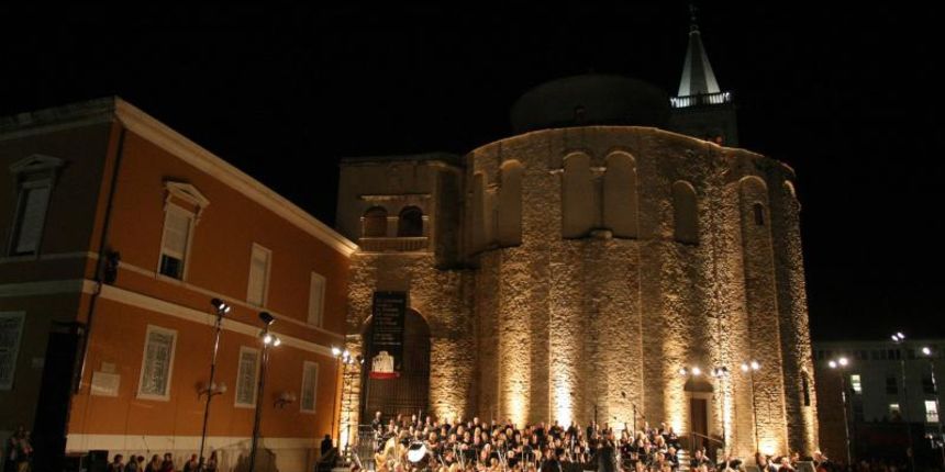 09.07.2013., Zadar – Spektakularnom Operom pod zvijezdama otvorene su 53. glazbene veceri u sv. Donatu, medjunarodni ljetni glazbeni festival svevremenske klasicne glazbe. Izvedena su djela Giuseppea Verdija i Richarda Wagnera. Photo: Dino Stanin/PIXSEL 09.07.2013., Zadar – Spektakularnom Operom pod zvijezdama otvorene su 53. glazbene veceri u sv. Donatu, medjunarodni ljetni glazbeni festival svevremenske klasicne glazbe. Izvedena su djela Giuseppea Verdija i Richarda Wagnera. Photo: Dino Stanin/PIXSEL