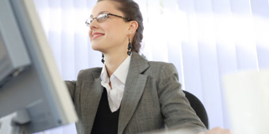 Zaposlena žena, ured, posao, karijera