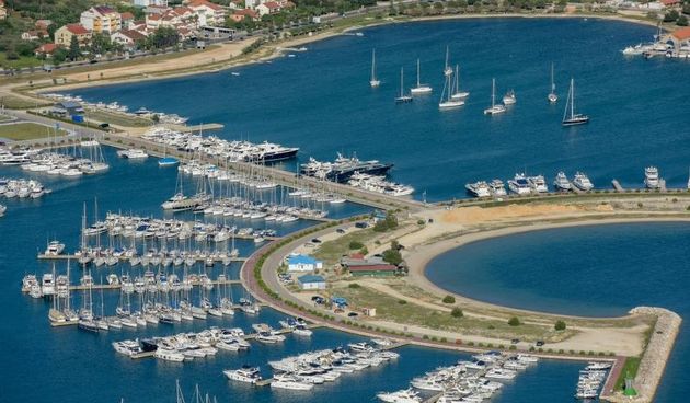 Let iznad Sukošana i Marine Dalmacija, Foto: Dino Stanin/PIXSELL