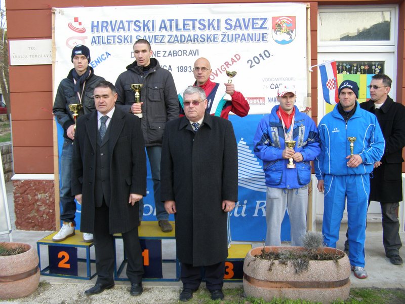 6. memorijalni maraton Maslenica – Posedarje – Novigrad, 23. siječnja 2010. (Foto: Josip Prskalo)