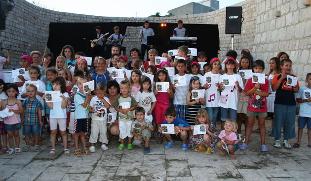 Pag: Završena kreativna radionica Muzeja za umjetnost i obrt