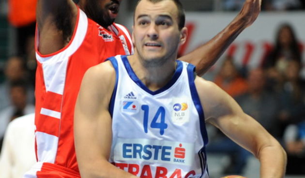 Zadar, 071110. Kosarka Zadar – Radnicki 6. kolo NLB lige.D  vorana Kresimir Cosic u Zadru.  Na fotografiji: Ive Ivanov, igrac Zadra. Foto : Andrija Lucic / CROPIX