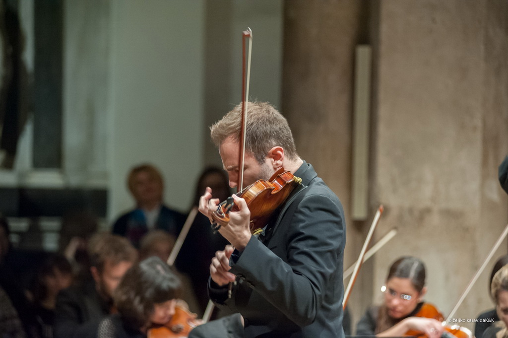 Stefan Milenković i Zadarski komorni orkestar u katedrali sv. Stošije