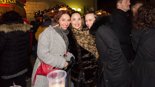 Doček 2017: Najluđa noć na zadarskom Poluotoku privukla više tisuća Zadrana i gostiju Doček 2017: Najluđa noć na zadarskom Poluotoku privukla više tisuća Zadrana i gostiju