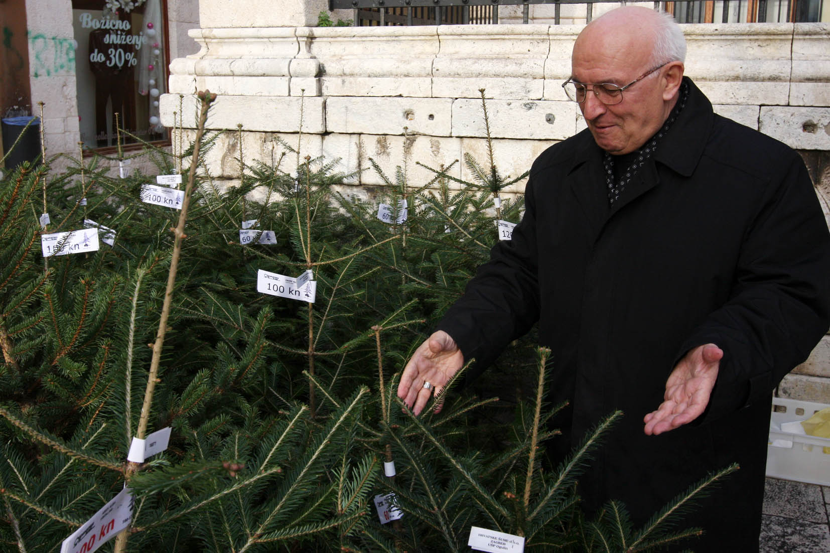 nadbiskup ivan prendja, narodni trg
