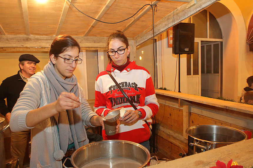 Bibinje: Božićni sajam na Trgu Franje Tuđmana Bibinje: Božićni sajam na Trgu Franje Tuđmana