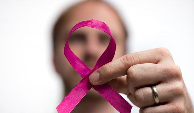 Zagreb – Medjunarodni dan borbe protiv raka – World Cancer Day obiljezava se svakog 4. veljace, kako bi se podigla svijest o oboljenjima od raka, njegovoj prevenciji, dijagnosticiranju i lijecenju. Photo: Davor Puklavec/PIXSELL