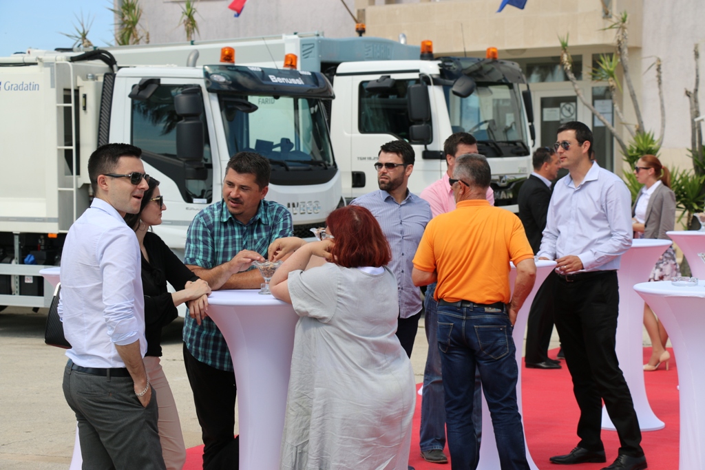 Prezentacija novog voznog parka poduzeća Čisti otok i Vodovod Vir Prezentacija novog voznog parka poduzeća Čisti otok i Vodovod Vir