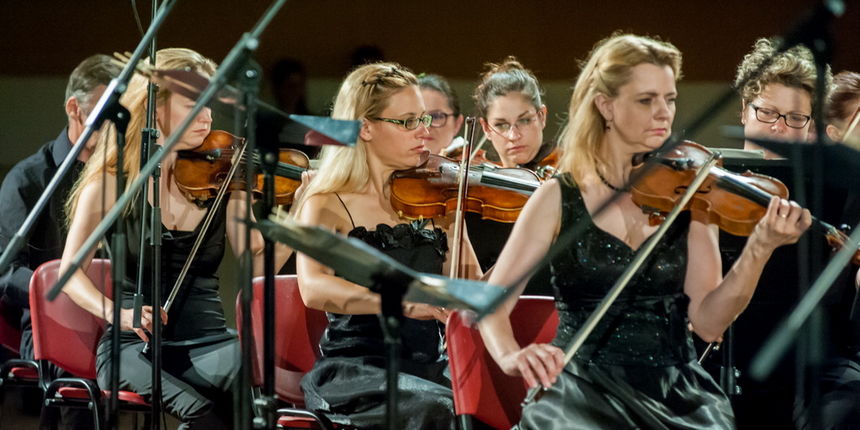 Veličanstvenim koncertom “Opera je u zraku” otvorene 57. Glazbene večeri u sv. Donatu Veličanstvenim koncertom “Opera je u zraku” otvorene 57. Glazbene večeri u sv. Donatu