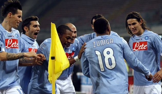 Napoli’s Zuniga (18) celebrates with his teammates after scoring // Reuters