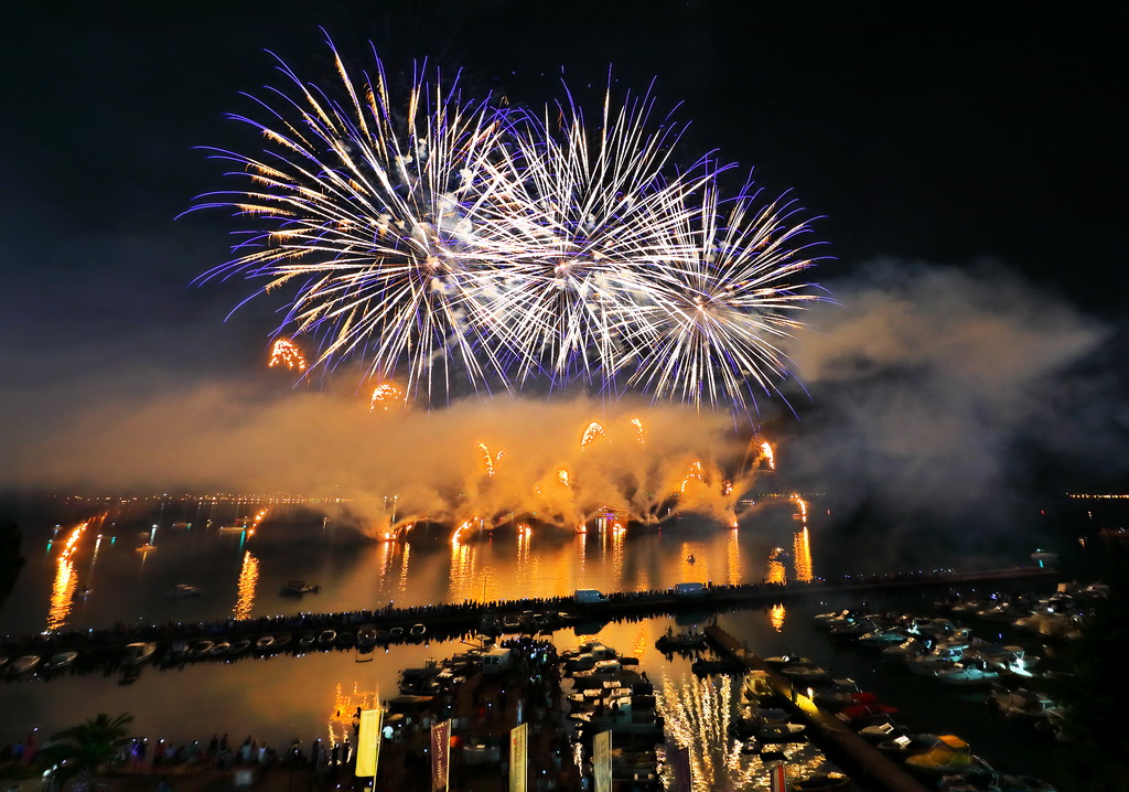 Biogradska noć 2017: Spektakularni vatromet Biogradska noć 2017: Spektakularni vatromet
