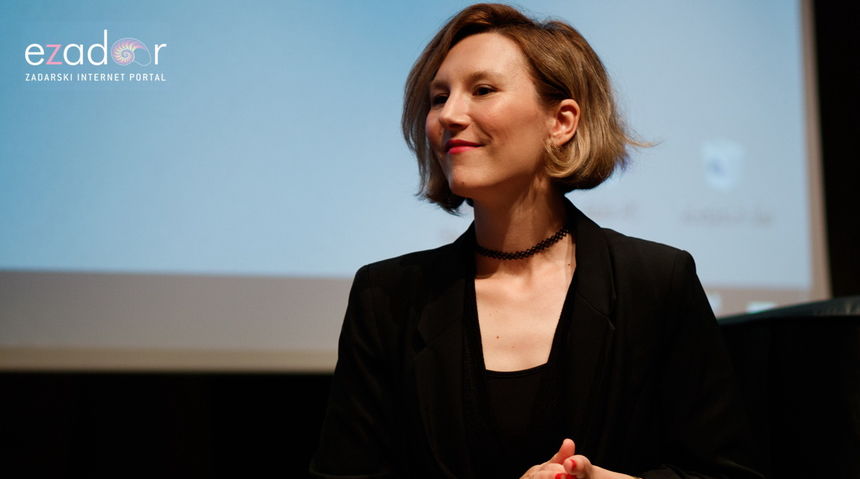 Drama plus predstavila ovogodišnji program i najavila premijeru “Instrukcije” Drama plus predstavila ovogodišnji program i najavila premijeru “Instrukcije”