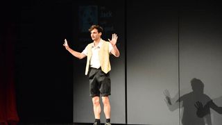 Predstava “Njuške” u HNK Zadar, foto: Iva Perinčić Predstava “Njuške” u HNK Zadar, foto: Iva Perinčić