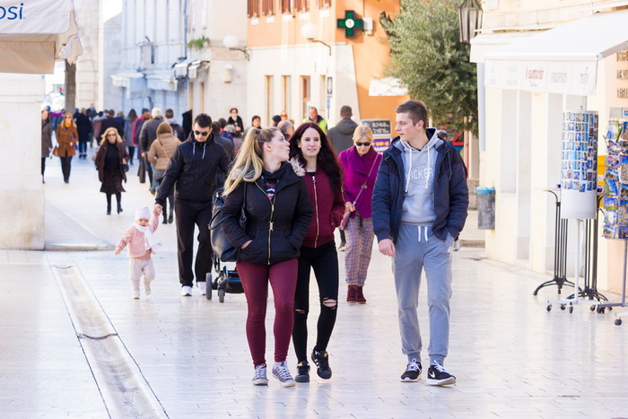 Image 380437 (auto) Image 380437 (auto)