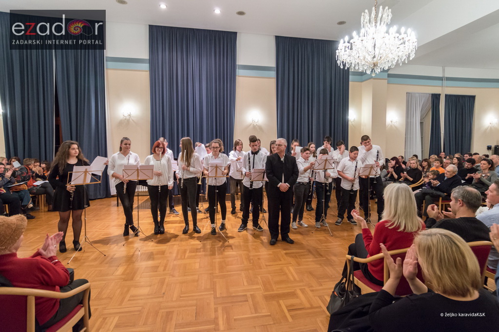 Božićni koncert mladih ansambala Glazbene škole Blagoje Bersa