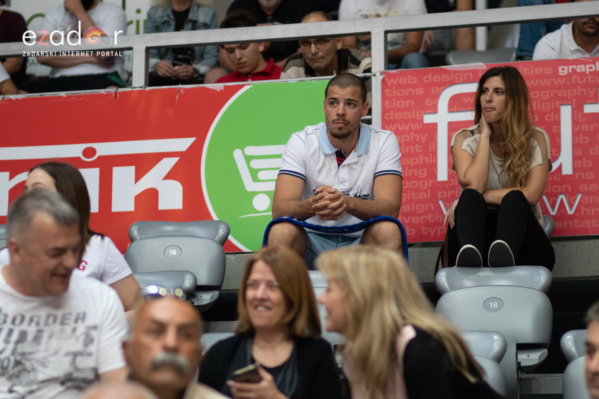 Polufinale doigravanja HT Premijer lige, 1. utakmica: KK Zadar – KK Cibona 89-78