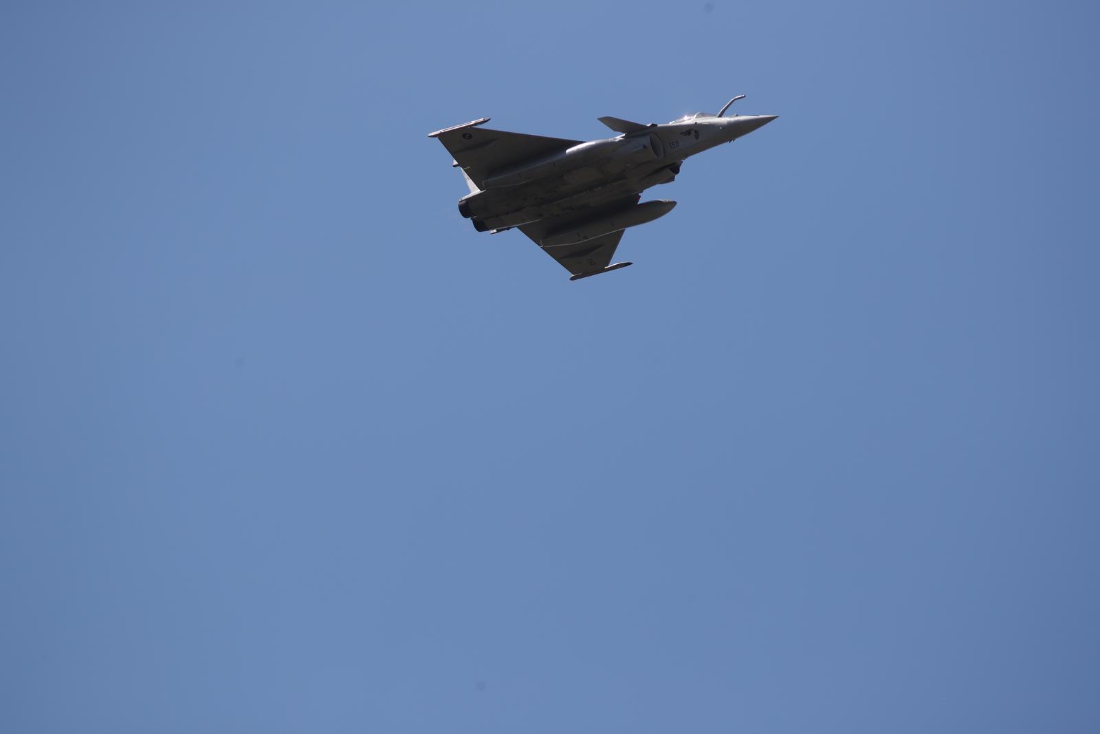 Preleti Rafalea i Krila oluje na obilježavanju 29. obljetnice VRO Oluja @ Knin Preleti Rafalea i Krila oluje na obilježavanju 29. obljetnice VRO Oluja @ Knin