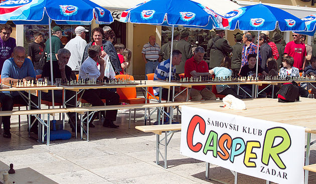 Subota na Narodnom trgu: šahovska simultanka i mjerenje šećera u krvi, foto: Leo Banić
