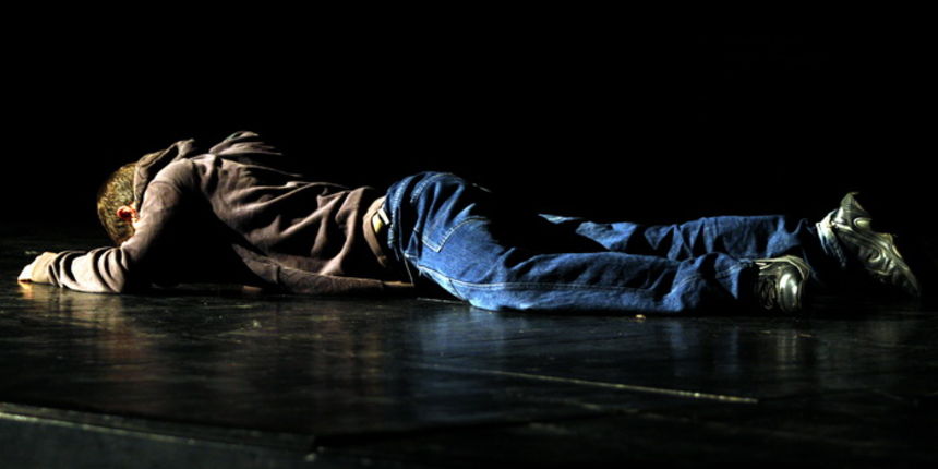 Zadar, 061211.
Kazalisna kuca Zadar.
U mjesecu borbe protiv ovisnosti mladici i djevojke iz komune za lijecenje ovisnika Cenacolo izveli su scenski prikaz – Iz tame u svjetlo, nakon cega su iznjeli i svoja svjedocanstva.
Foto: Jure Miskovic / CROPIX Zadar, 061211.
Kazalisna kuca Zadar.
U mjesecu borbe protiv ovisnosti mladici i djevojke iz komune za lijecenje ovisnika Cenacolo izveli su scenski prikaz – Iz tame u svjetlo, nakon cega su iznjeli i svoja svjedocanstva.
Foto: Jure Miskovic / CROPIX