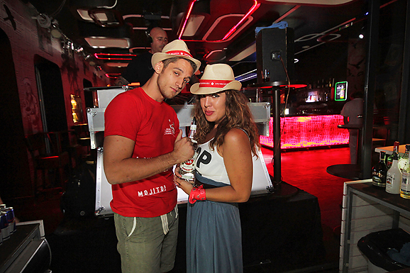 Brandon Morales u Maraschino baru (foto:Saša Čuka) Brandon Morales u Maraschino baru (foto:Saša Čuka)