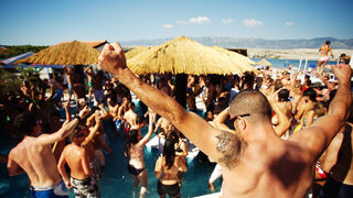 Image 1175653 (auto)