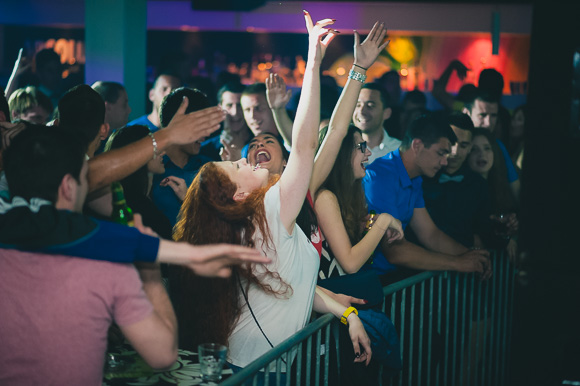 Zadarska večer s Ivicom Sikirićem Ićom u Hitch baru, 8.5.2015. (Foto: Ivan Toman) Zadarska večer s Ivicom Sikirićem Ićom u Hitch baru, 8.5.2015. (Foto: Ivan Toman)