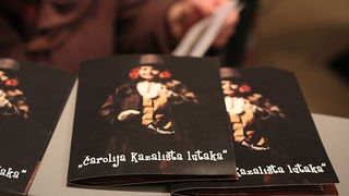 Prva samostalna izložba Ive Perinčić ” Čarolija Kazališta lutaka “