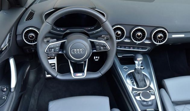 Audi Hrvatska organizirala je ekskluzivnu prezentaciju sportskih automobila Audi S i RS modela na Forumu. Photo: Dino Stanin/PIXSELL