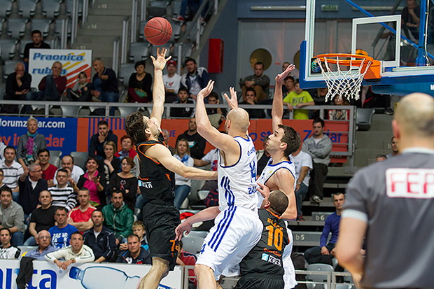 A-1 liga za prvaka, 4. kolo: KK Zadar – GKK Šibenik 101-64, Foto: Kristijan Orlić A-1 liga za prvaka, 4. kolo: KK Zadar – GKK Šibenik 101-64, Foto: Kristijan Orlić