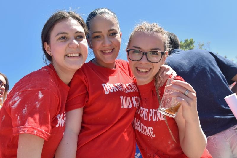 Ludijada zadarskih maturanata uz pjesmu i kupanje na Morskim orguljama. Foto: Dino Stanin/PIXSELL Ludijada zadarskih maturanata uz pjesmu i kupanje na Morskim orguljama. Foto: Dino Stanin/PIXSELL