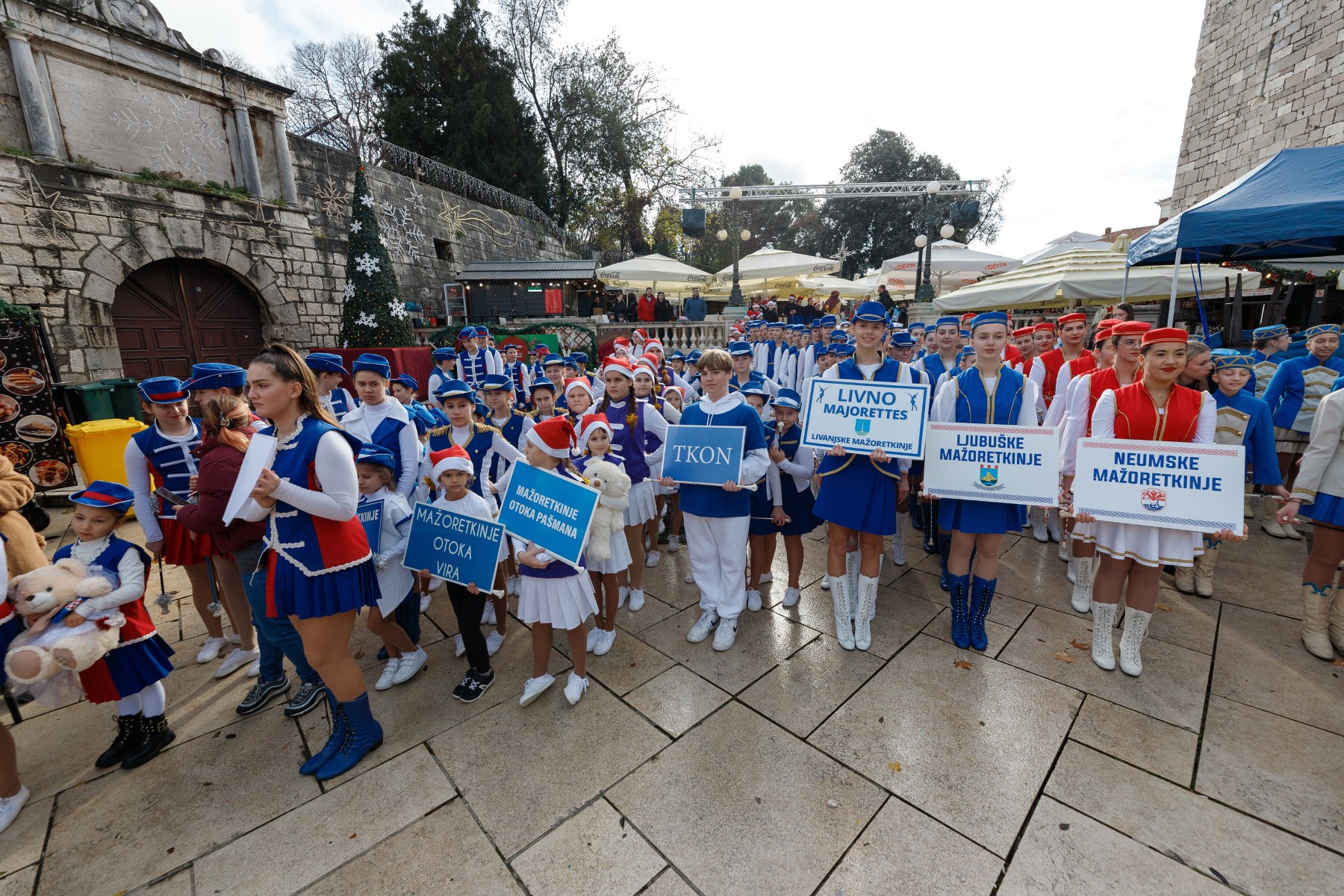 Defile mažoret plesa @ Advent u Zadru Defile mažoret plesa @ Advent u Zadru