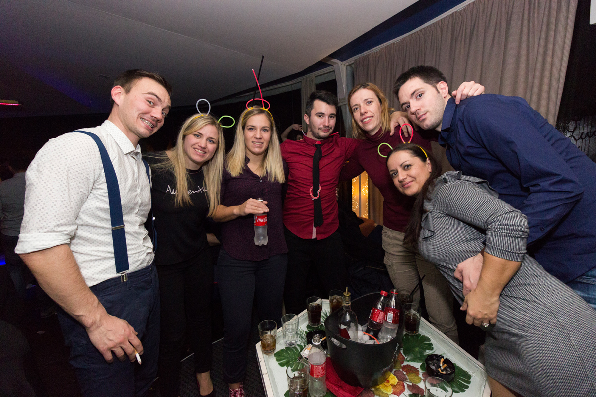 Doček 2017: Najluđa noć na zadarskom Poluotoku privukla više tisuća Zadrana i gostiju Doček 2017: Najluđa noć na zadarskom Poluotoku privukla više tisuća Zadrana i gostiju