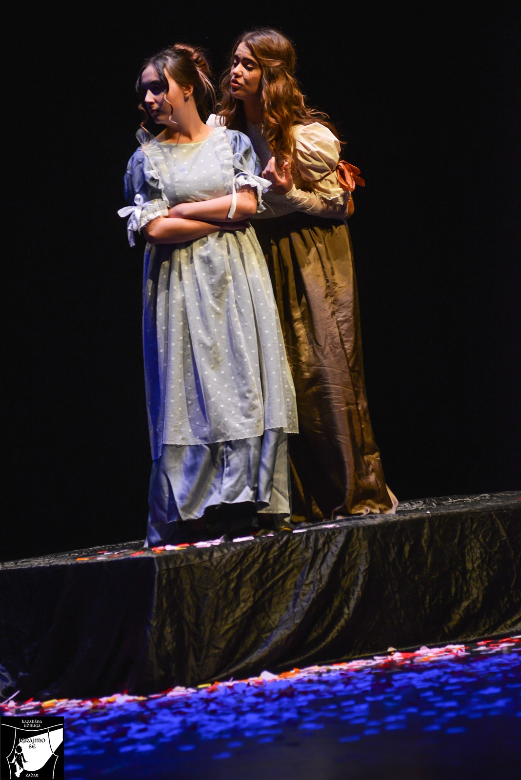 Kazališna udruga “Igrajmo se”: Predstava “Godišnja doba”