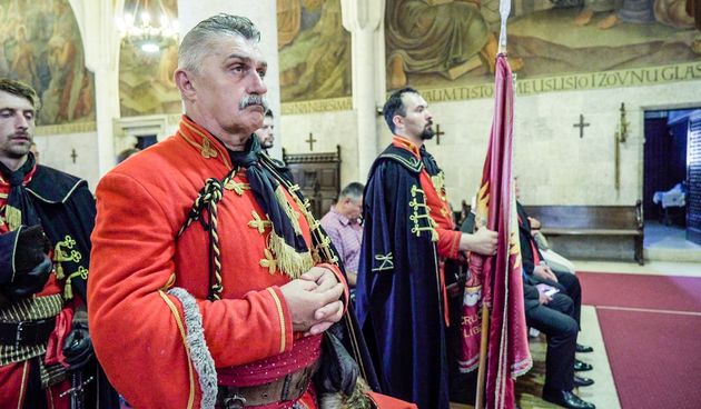 Počasna satnija Kravat pukovnije proslavila Dan Kravat pukovnije s građanima i turistima