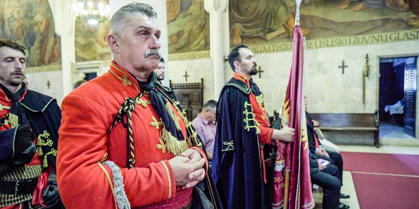 Počasna satnija Kravat pukovnije proslavila Dan Kravat pukovnije s građanima i turistima Počasna satnija Kravat pukovnije proslavila Dan Kravat pukovnije s građanima i turistima