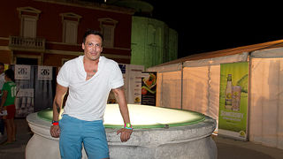 Trodnevna modna manifestacija Zadar fashion nights održava se na Trgu Ivana Pavla II. Prve večeri, pod nazivom ‘Urban Night’ predstavili su se kreatori i modne kuće: Toni Brekalo, Galko, Callegari, Oktan, Ana Milin i Margarete Ete. U glazbenom dijelu prog Trodnevna modna manifestacija Zadar fashion nights održava se na Trgu Ivana Pavla II. Prve večeri, pod nazivom ‘Urban Night’ predstavili su se kreatori i modne kuće: Toni Brekalo, Galko, Callegari, Oktan, Ana Milin i Margarete Ete. U glazbenom dijelu prog