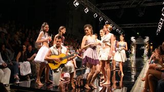 Image 1175027 (auto)