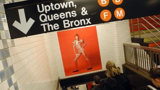 New York: Izložba posvećena Davidu Bowieju u metro stanici Broadway-Lafayete New York: Izložba posvećena Davidu Bowieju u metro stanici Broadway-Lafayete